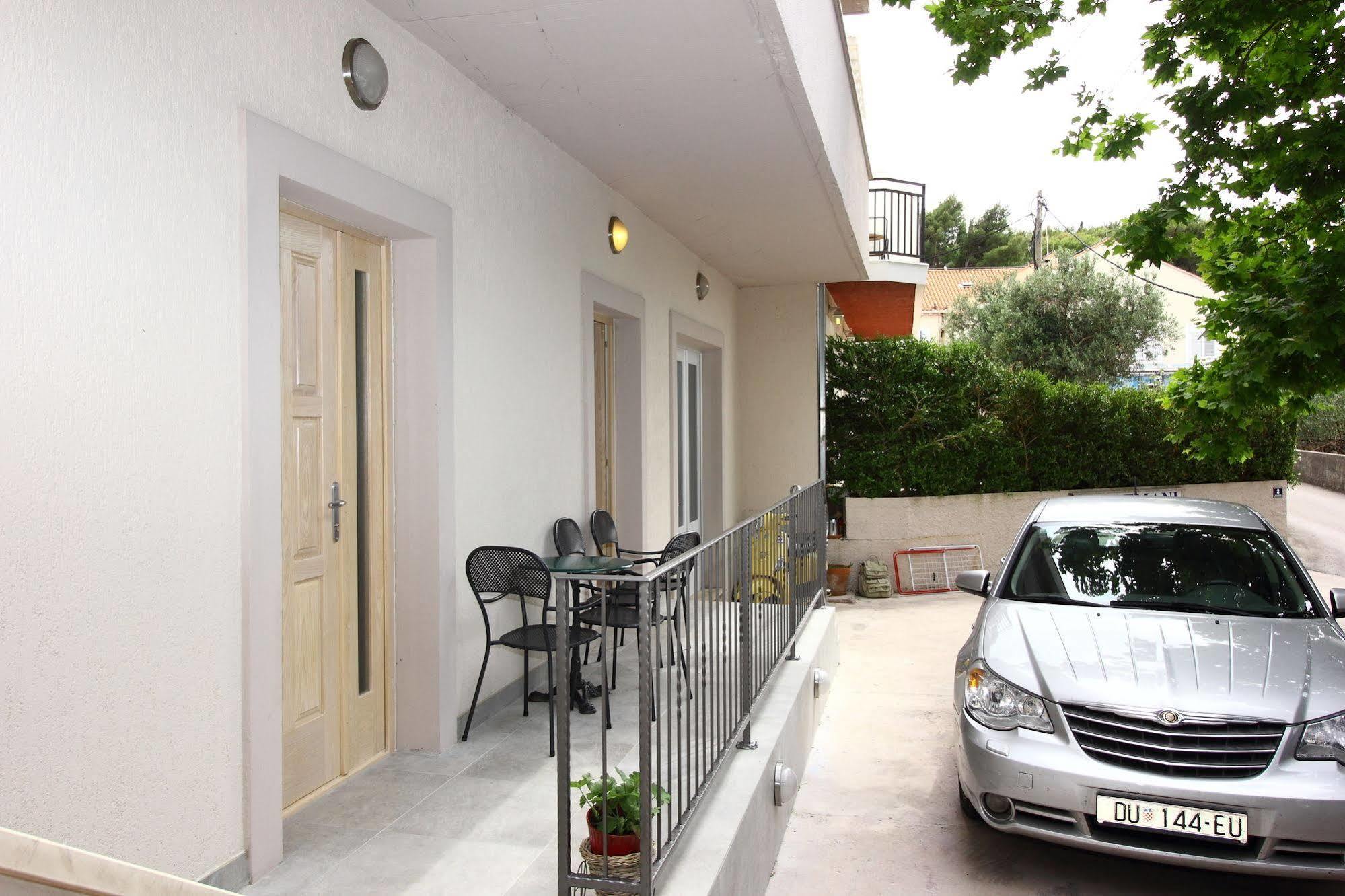 Apartments Dub تْسافتات المظهر الخارجي الصورة