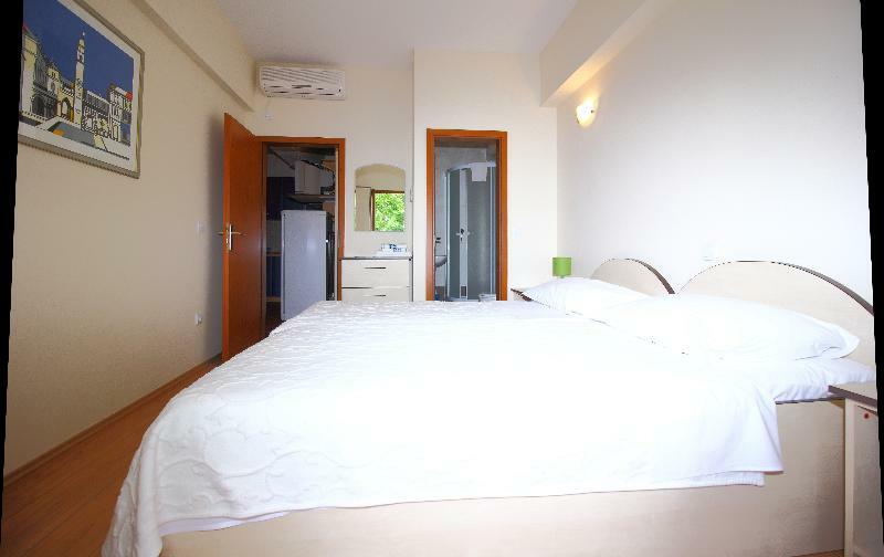 Apartments Dub تْسافتات المظهر الخارجي الصورة